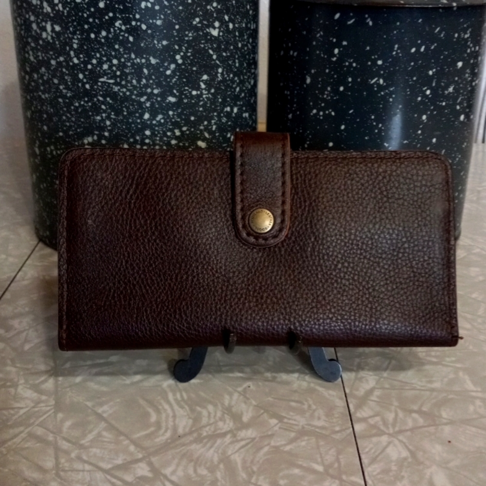 Like New Portland Women's Bifold Wallet
